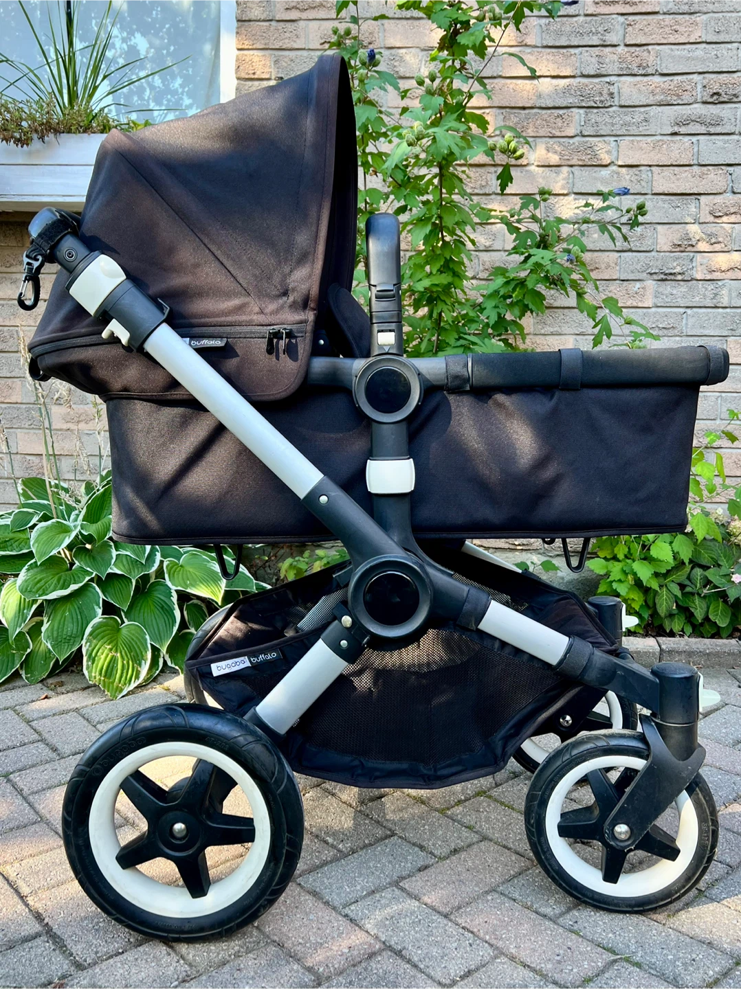 Bugaboo Buffalo Stroller with Original Accessories - photo 3