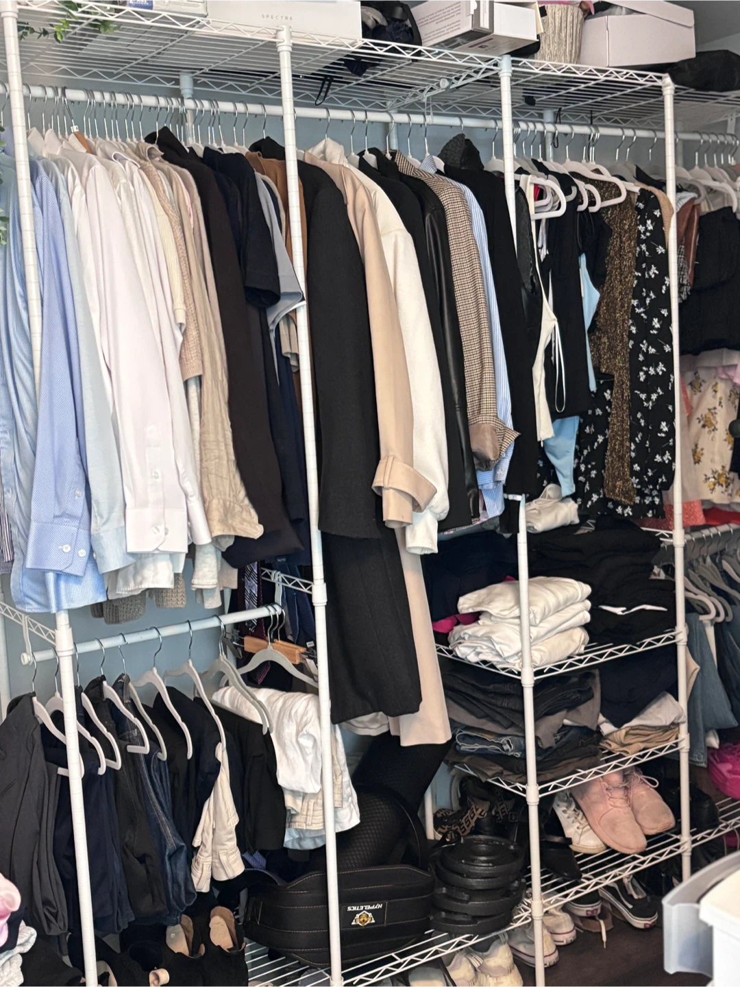 Clothes Rack - photo 2