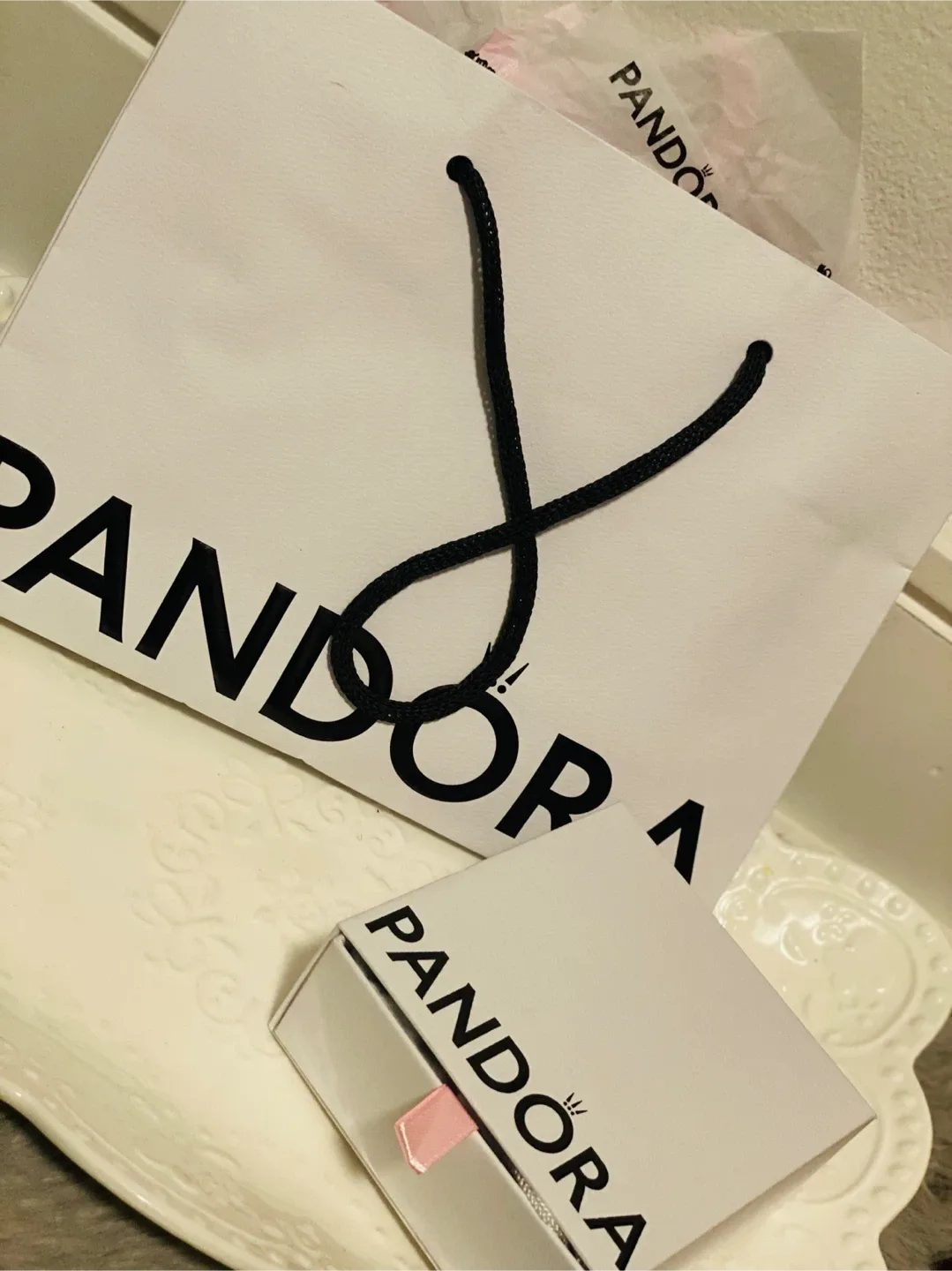 Pandora Moments Heart Closure Snake Chain Bracelet image indicator(8)