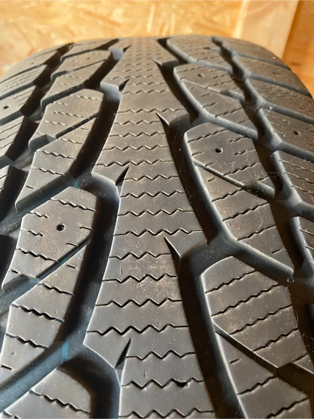 Mirage Winter Tires 245/65R17 image indicator(3)