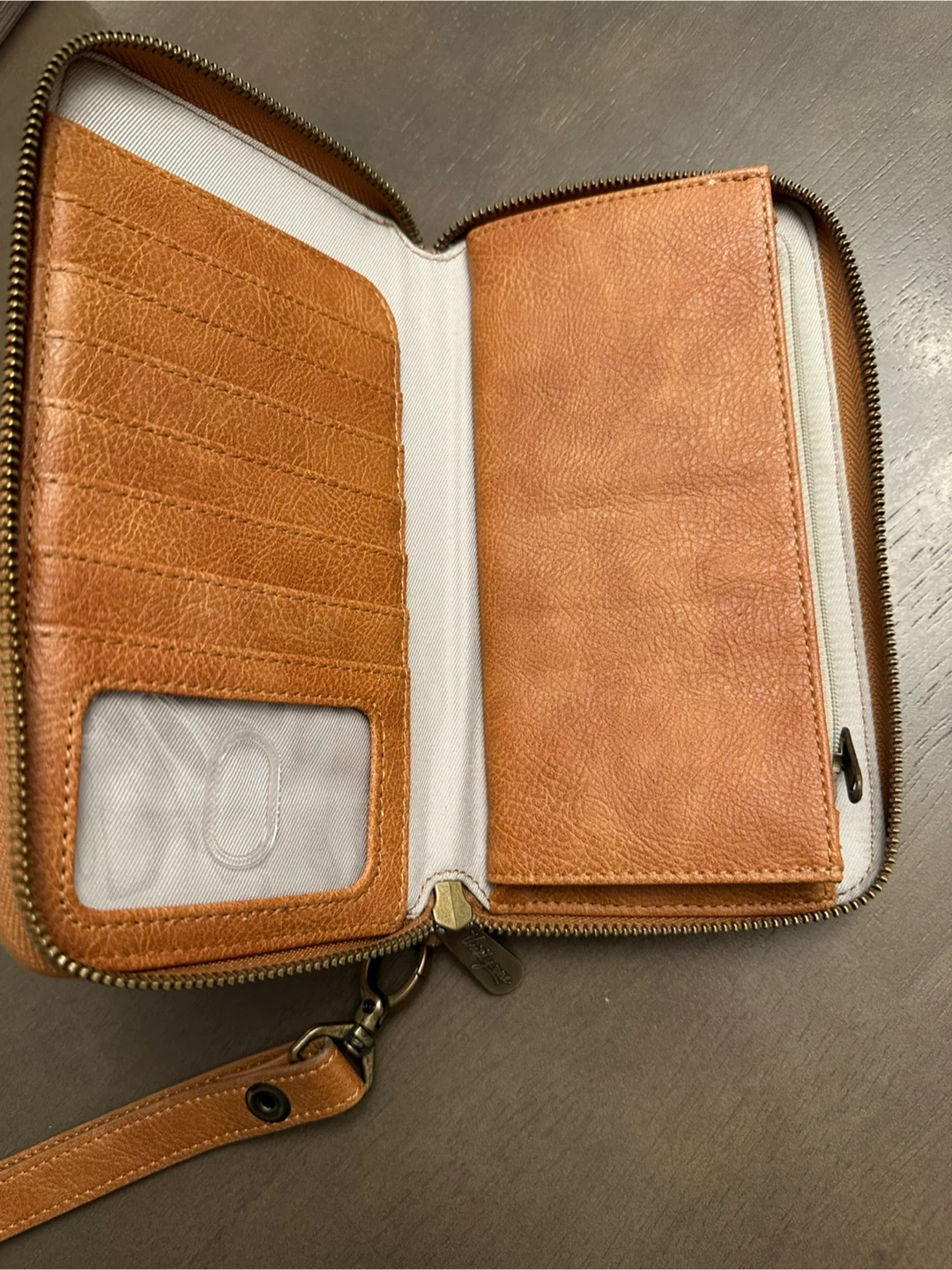 Thirty-One All About the Benjamins Wallet With Wristlet! - photo 3