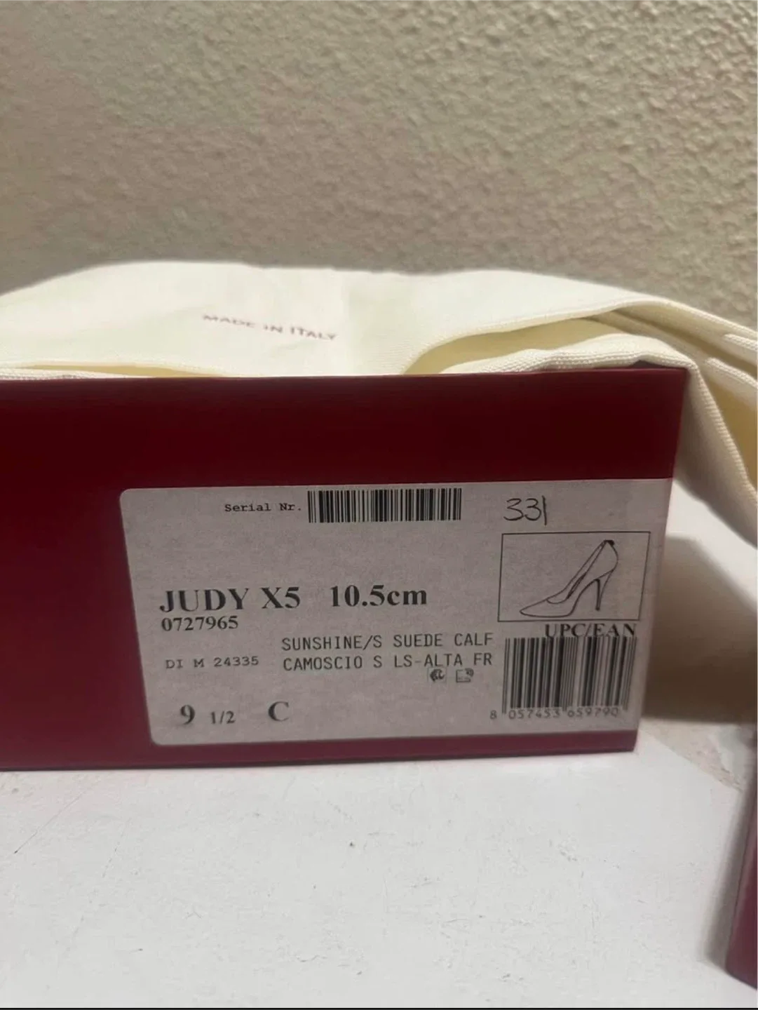 Salvatore Ferragamo Judy X5 Yellow Suede Heels - Size 9.5 image indicator(3)