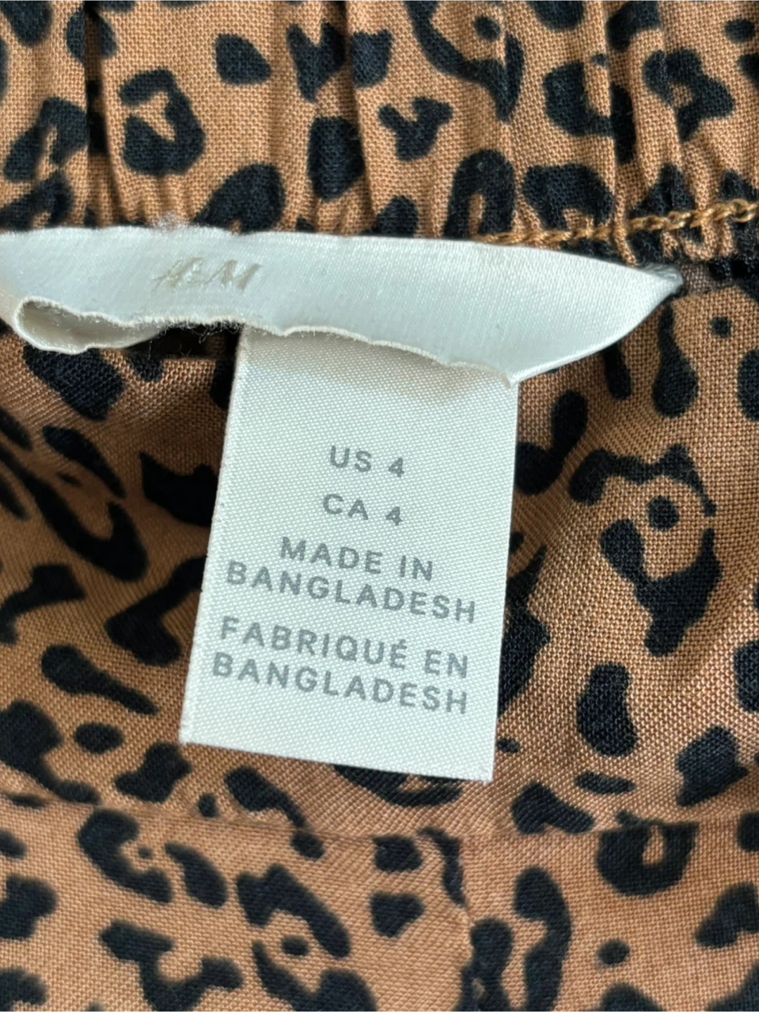 H&M Leopard Print Shorts - Size US 4 - photo 4