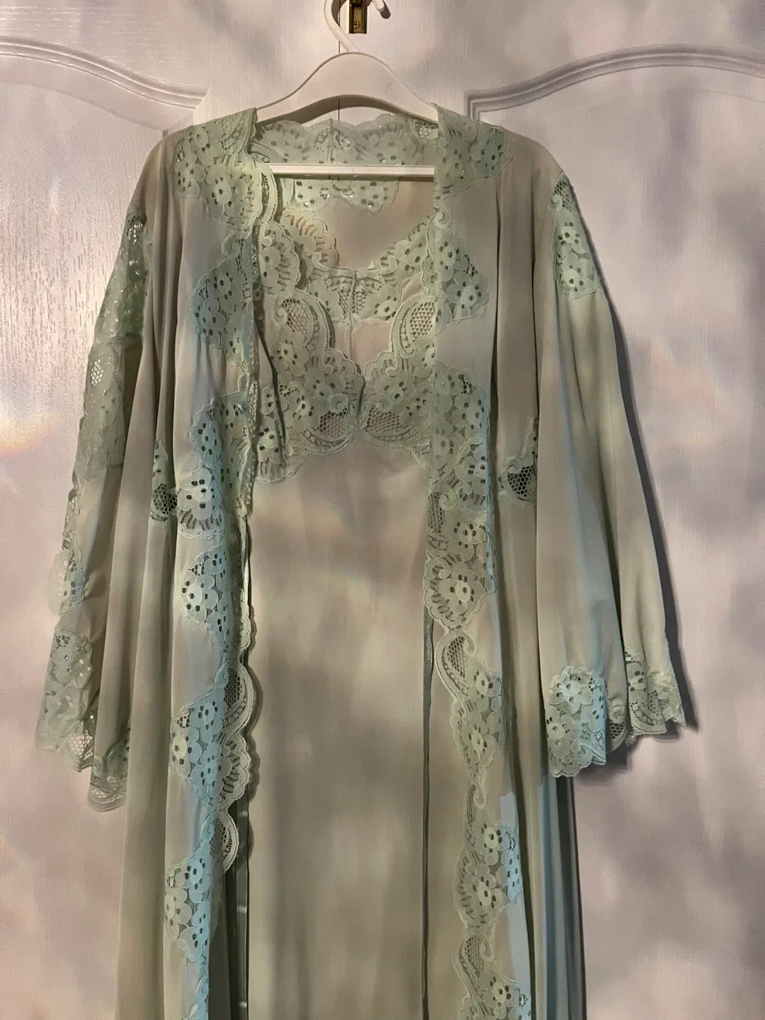 Vintage Lace Lingerie Set - Robe & Nightgown image indicator(2)