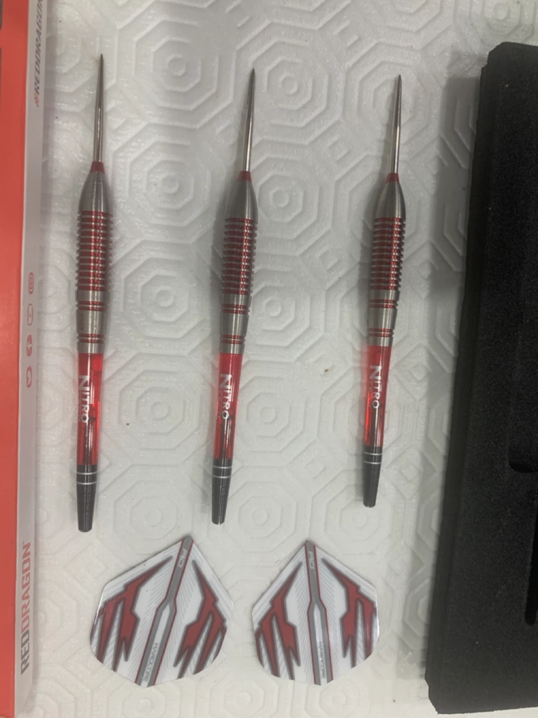 Red Dragon Darts - NitroTech Shafts, Hardcore Flights - photo 4