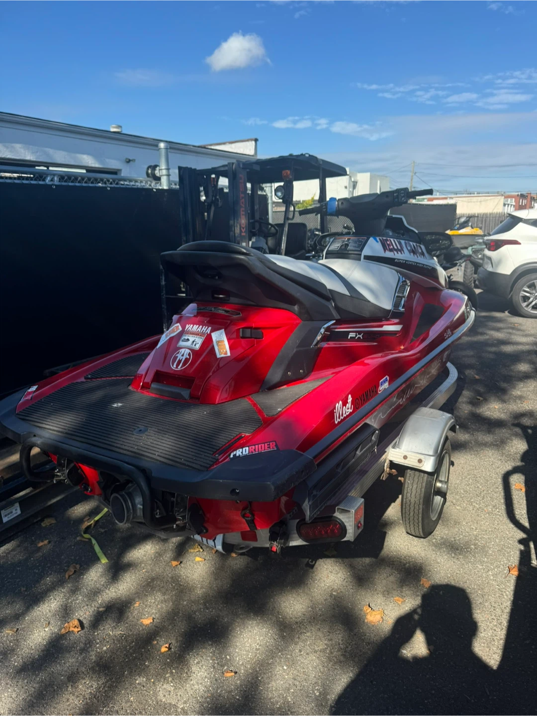 Yamaha WaveRunner FX - Red & White