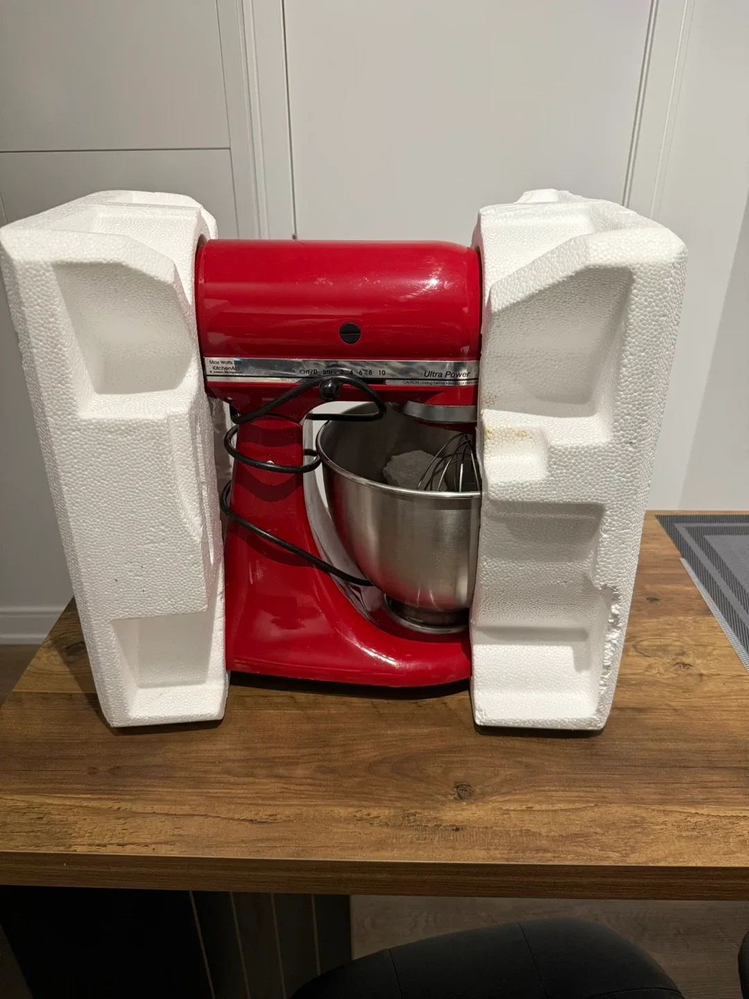 KitchenAid 4.5 Quart Stand Mixer image indicator(2)