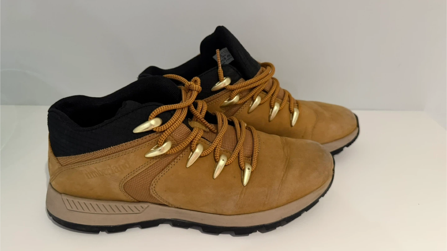 Timberland Brown Leather Ankle Boots - Size 7.5