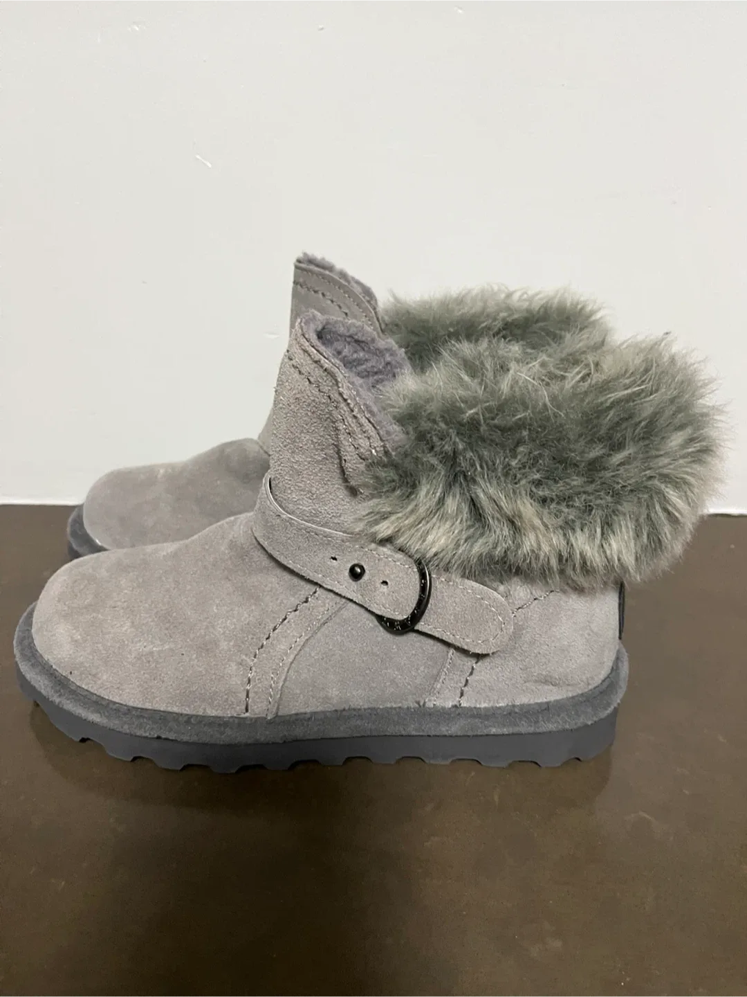 Bearpaw Women's Gray Boots