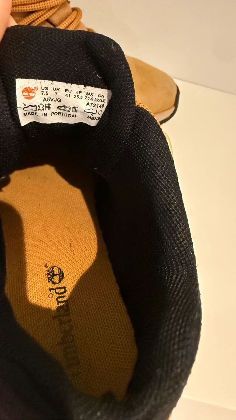 Timberland Brown Leather Ankle Boots - Size 7.5 image indicator(3)