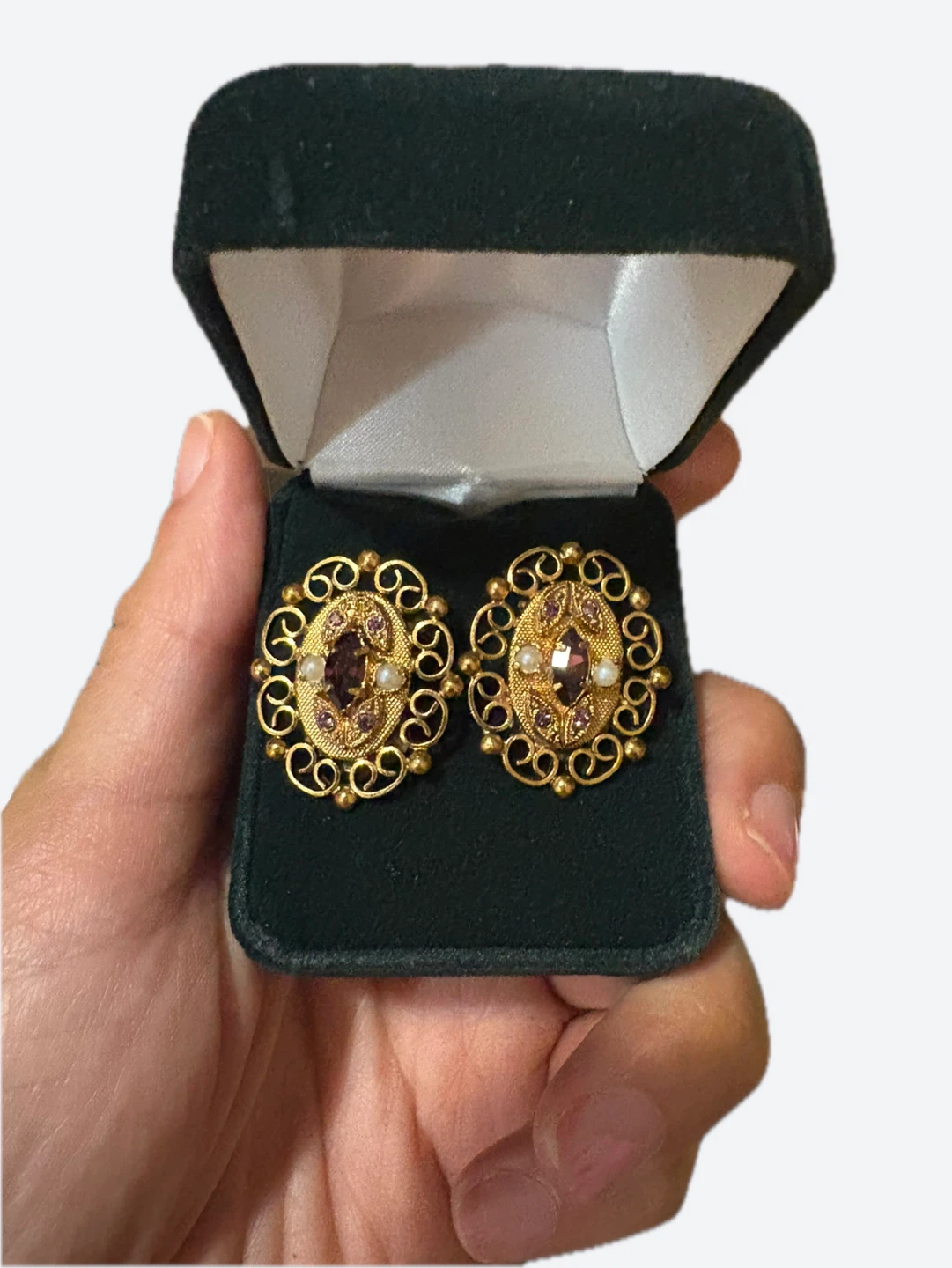 Vintage Gold Tone Clip On Earrings - photo 2