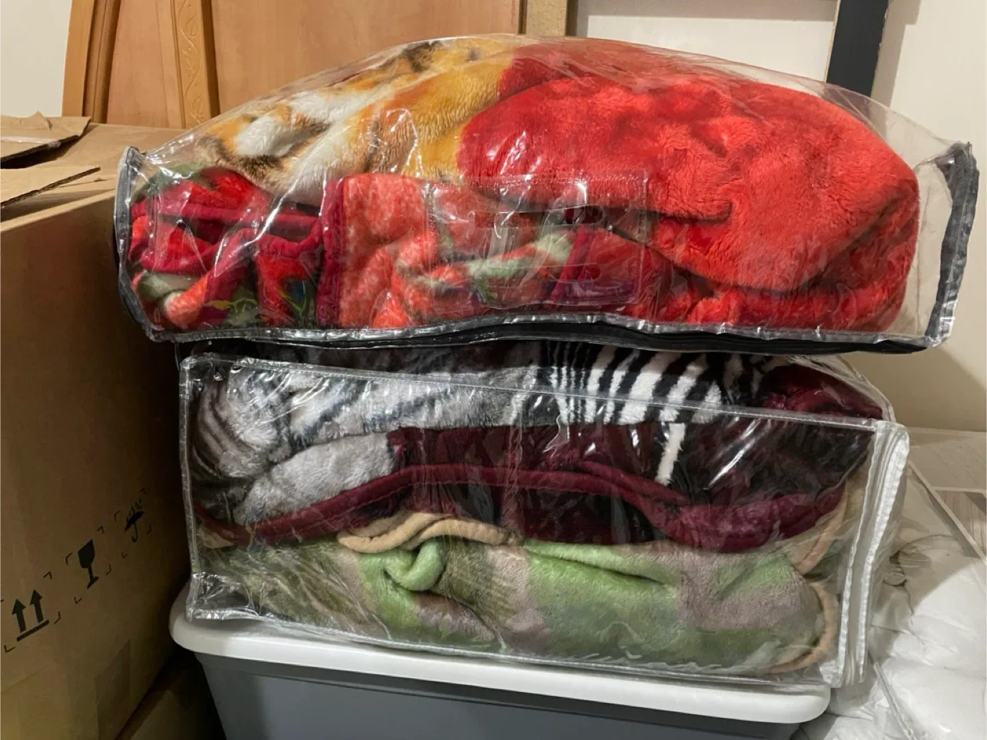 7 Piece Queen Comforter Set image indicator(4)