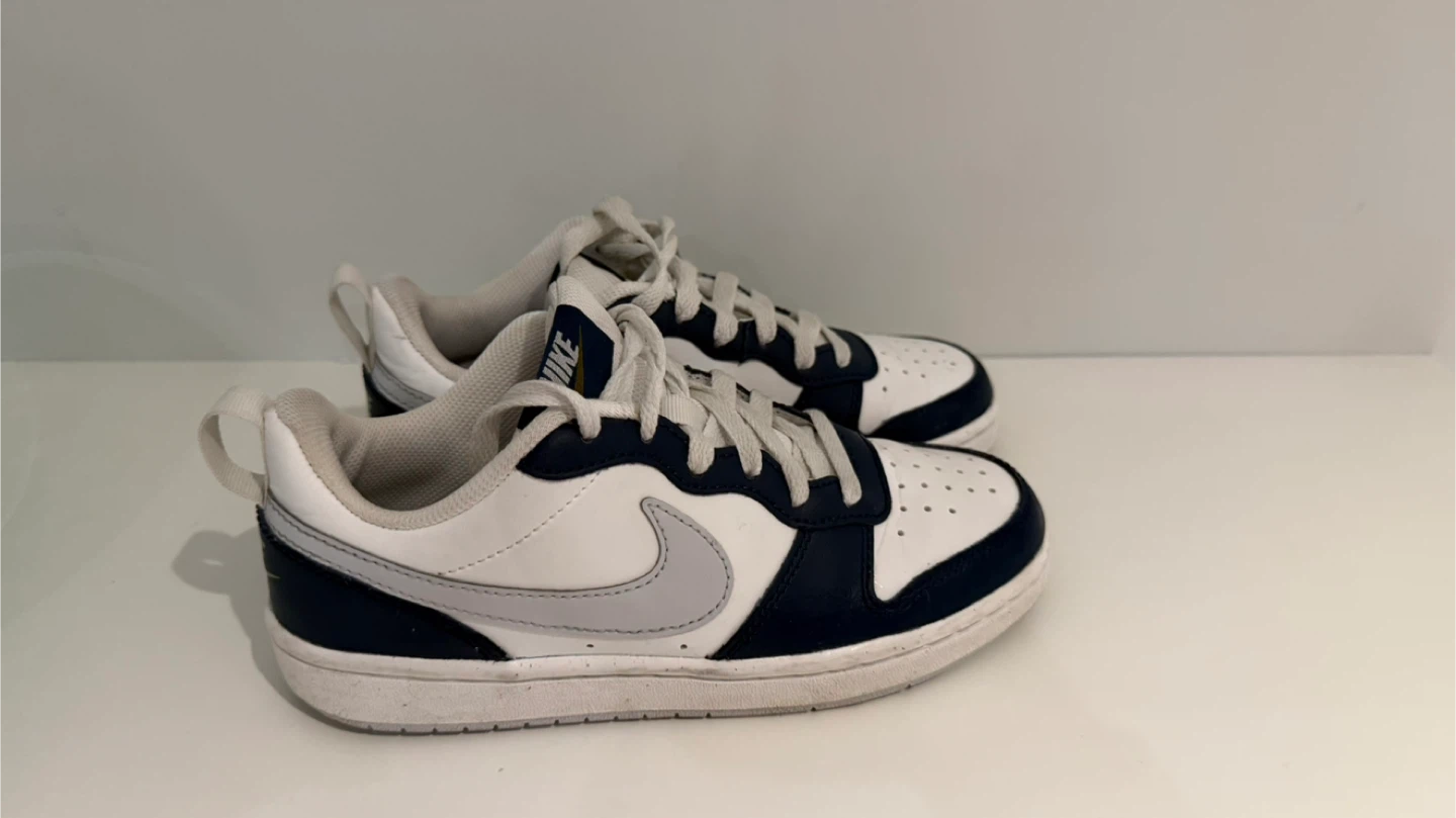 Nike Court Borough Low 2 Shoes - Size 4 Youth