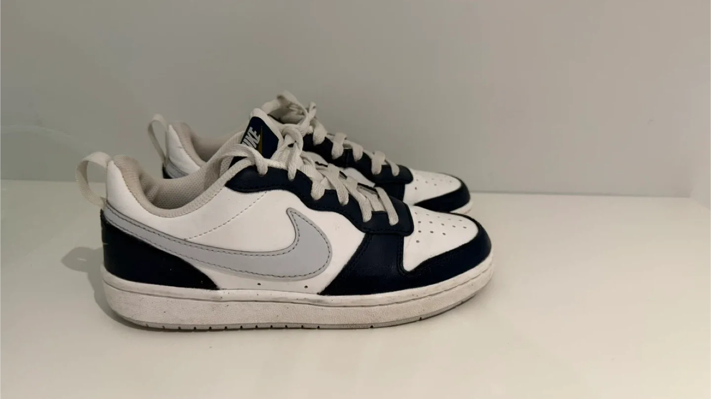 Nike Court Borough Low 2 Shoes - Size 4 Youth image indicator(2)