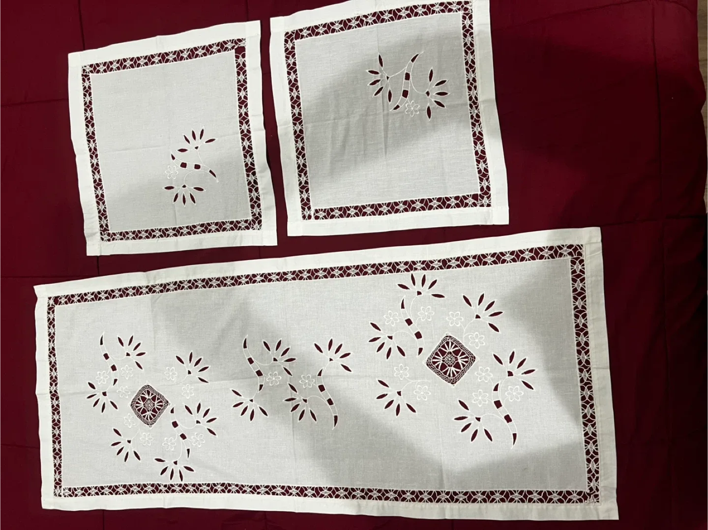 Table Runner & Placemat Set thumbnail