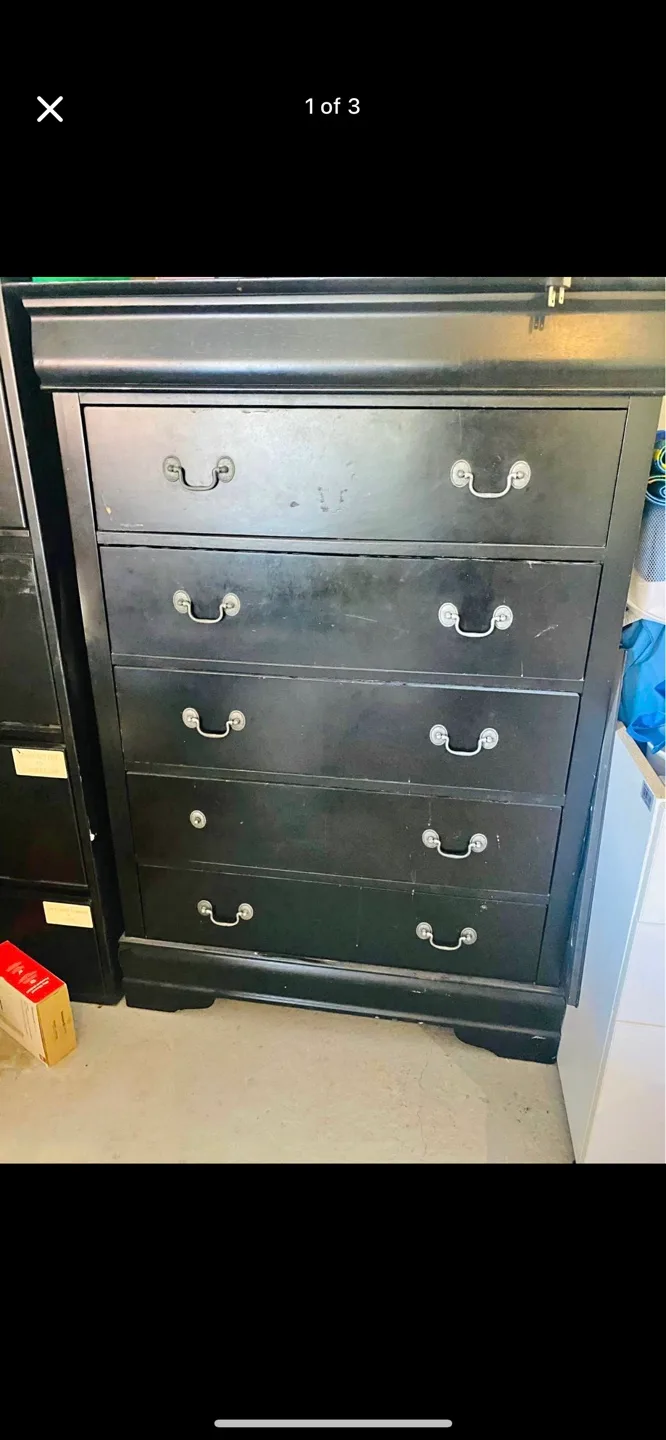 Black 5-Drawer Dresser image indicator(2)