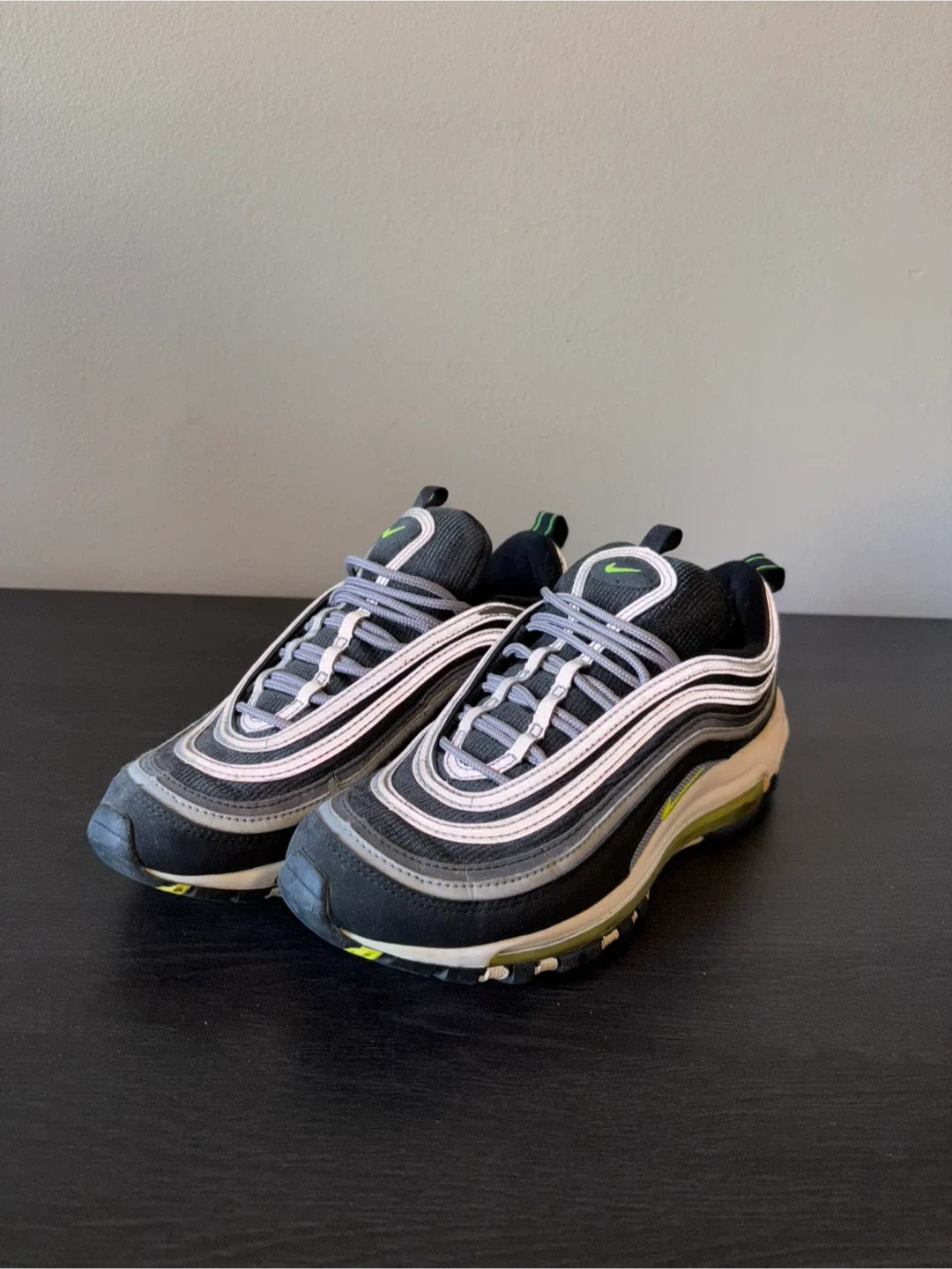 Nike air max 97 og black volt mens US7 image indicator(2)