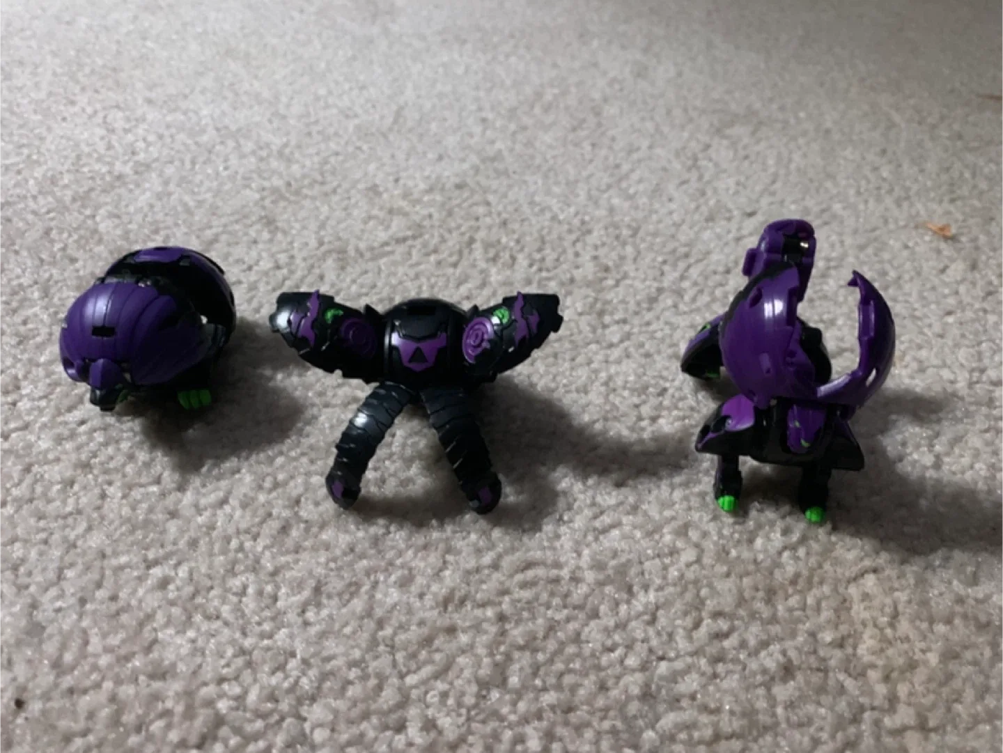 Bakugan Lot - Purple & Black image indicator(2)