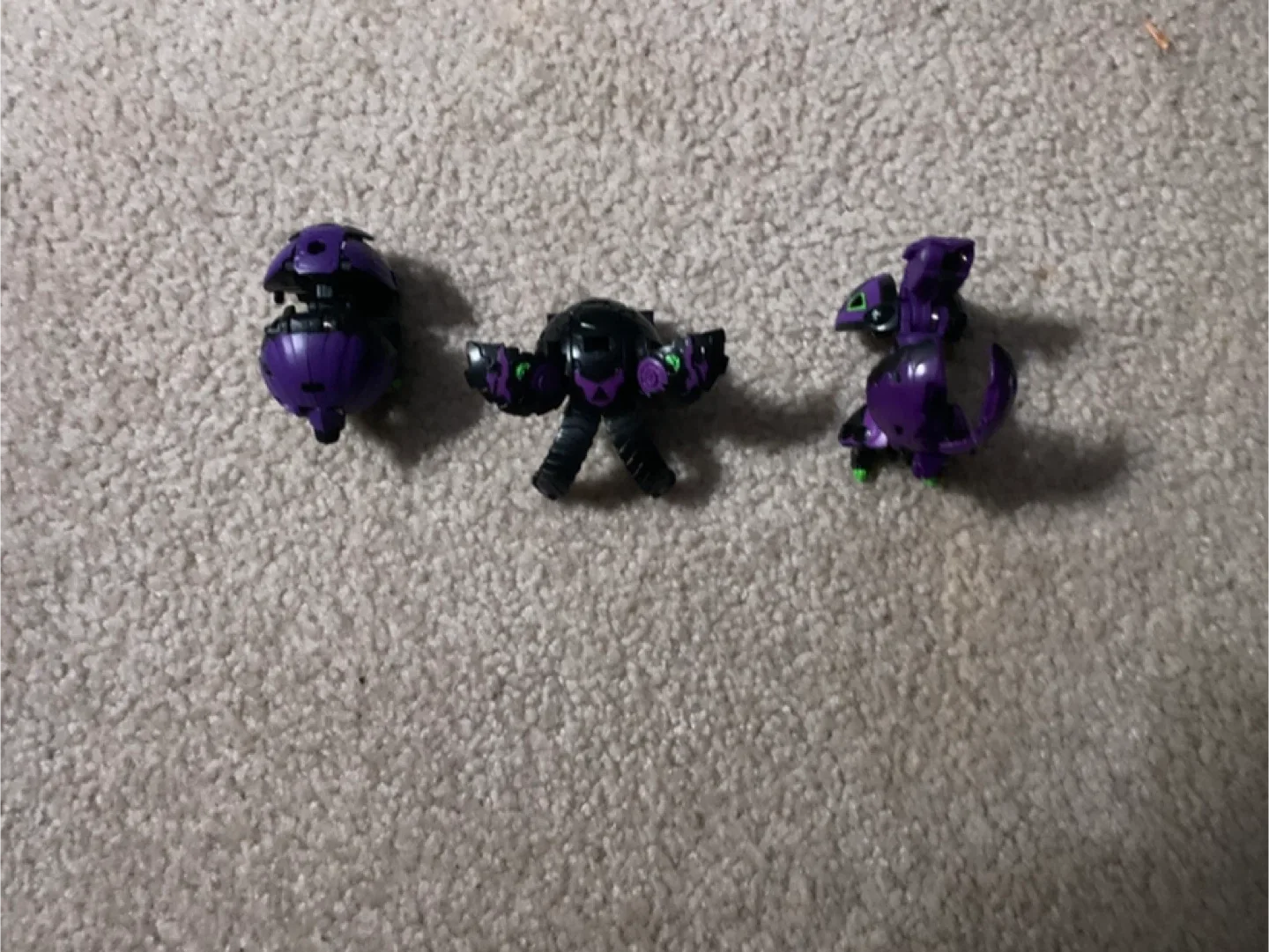 Bakugan Lot - Purple & Black image indicator(3)