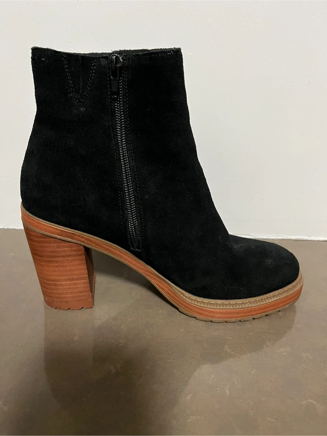 Black Suede Ankle Boots - photo 2