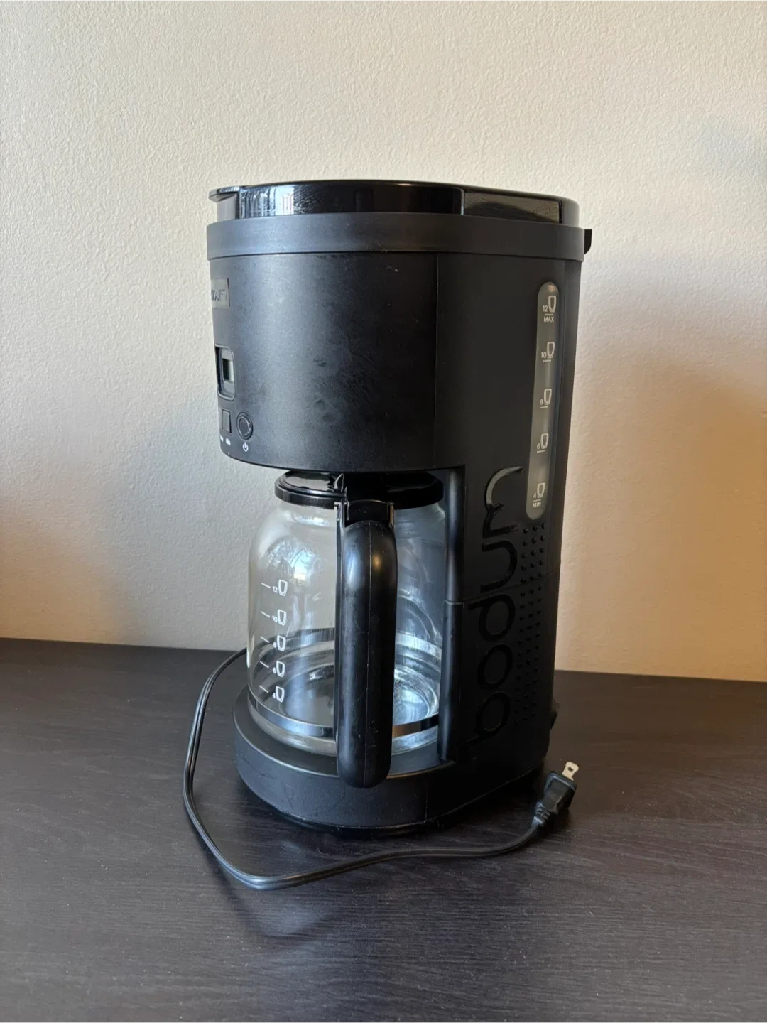 Bodum 12 cup coffee maker image indicator(2)