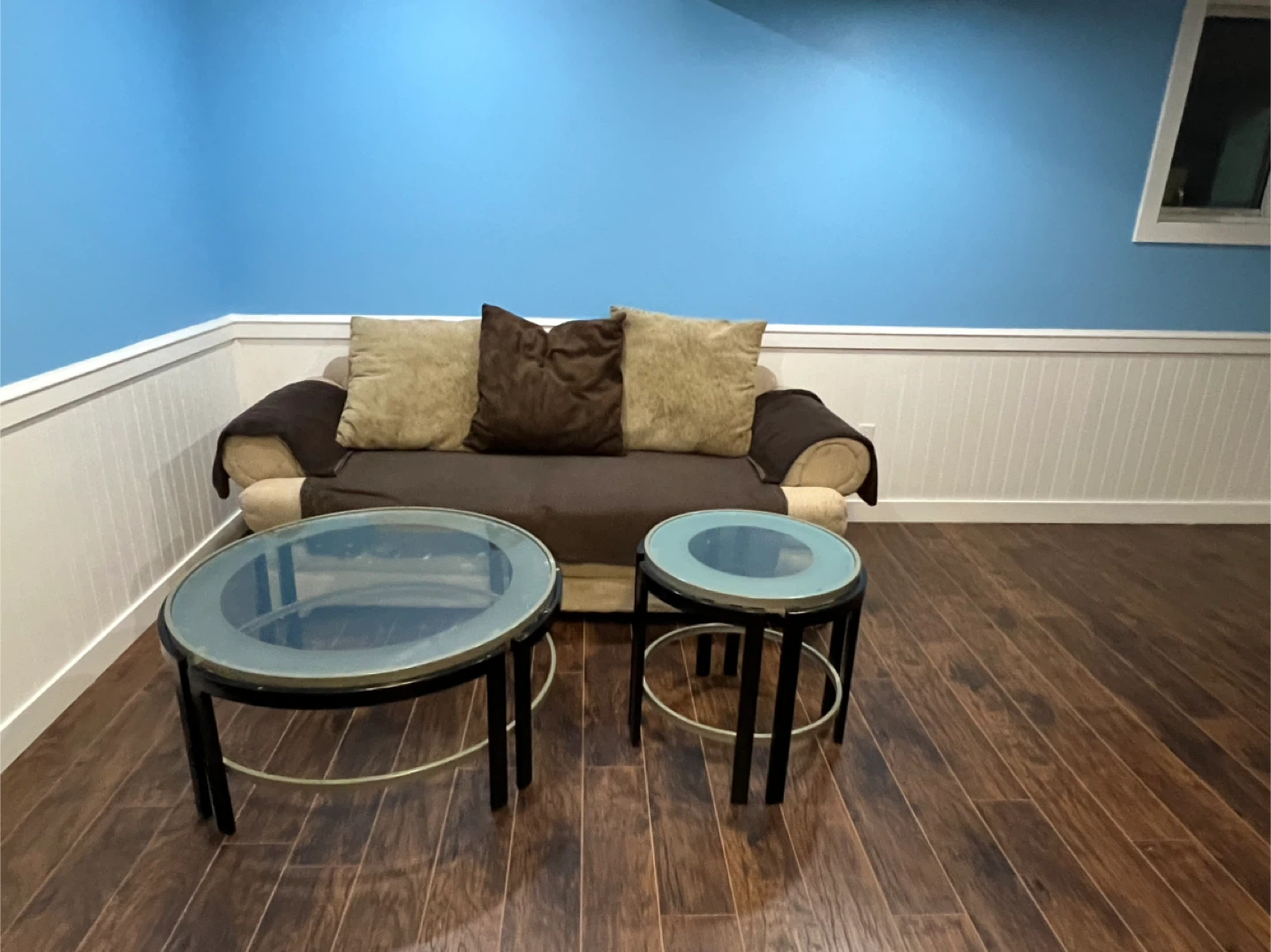 Sofa and Coffee Tables Set