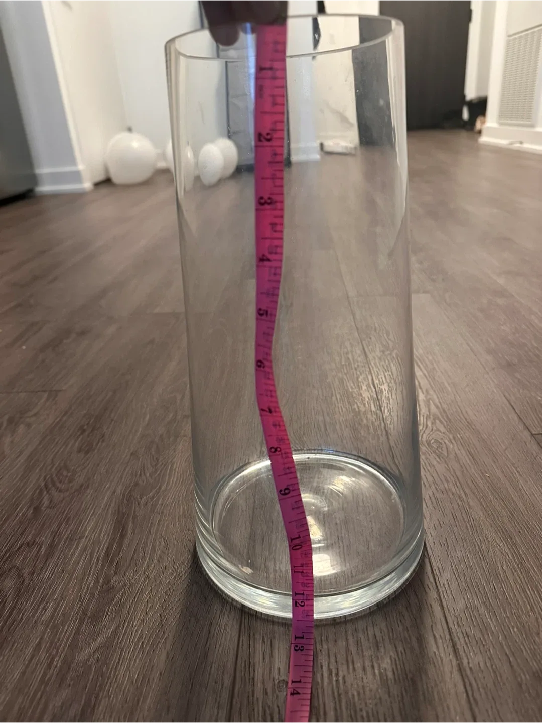 Tall Glass Cylinder Vase image indicator(3)