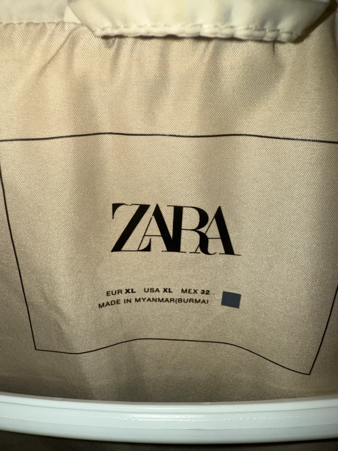 Zara Puffer Vest with Hood - XL