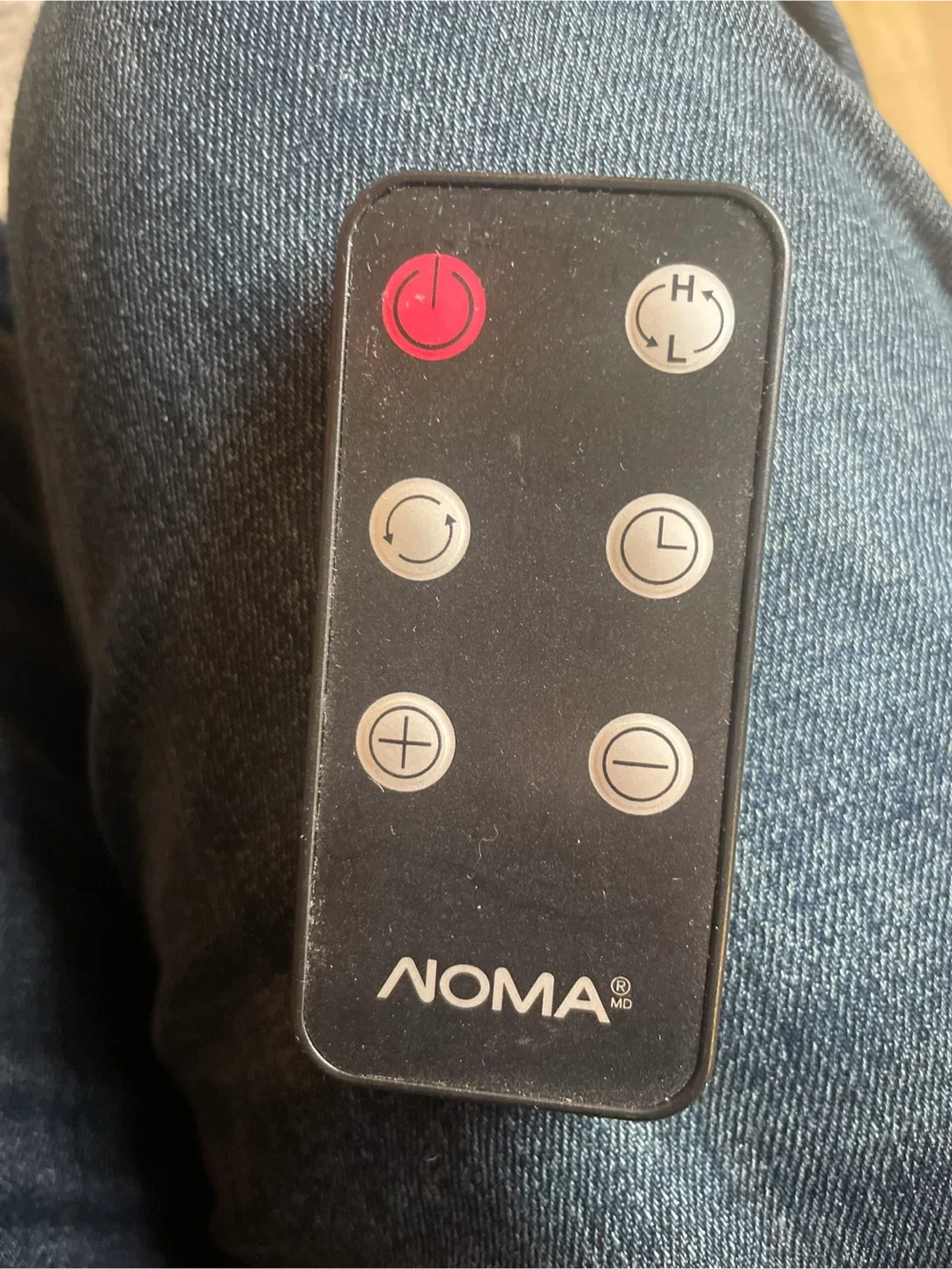 NOMA Tower Heater with Remote image indicator(4)
