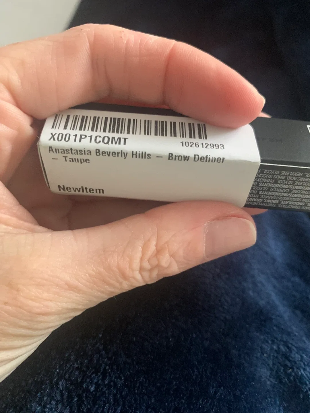 Taupe brow definer image indicator(2)