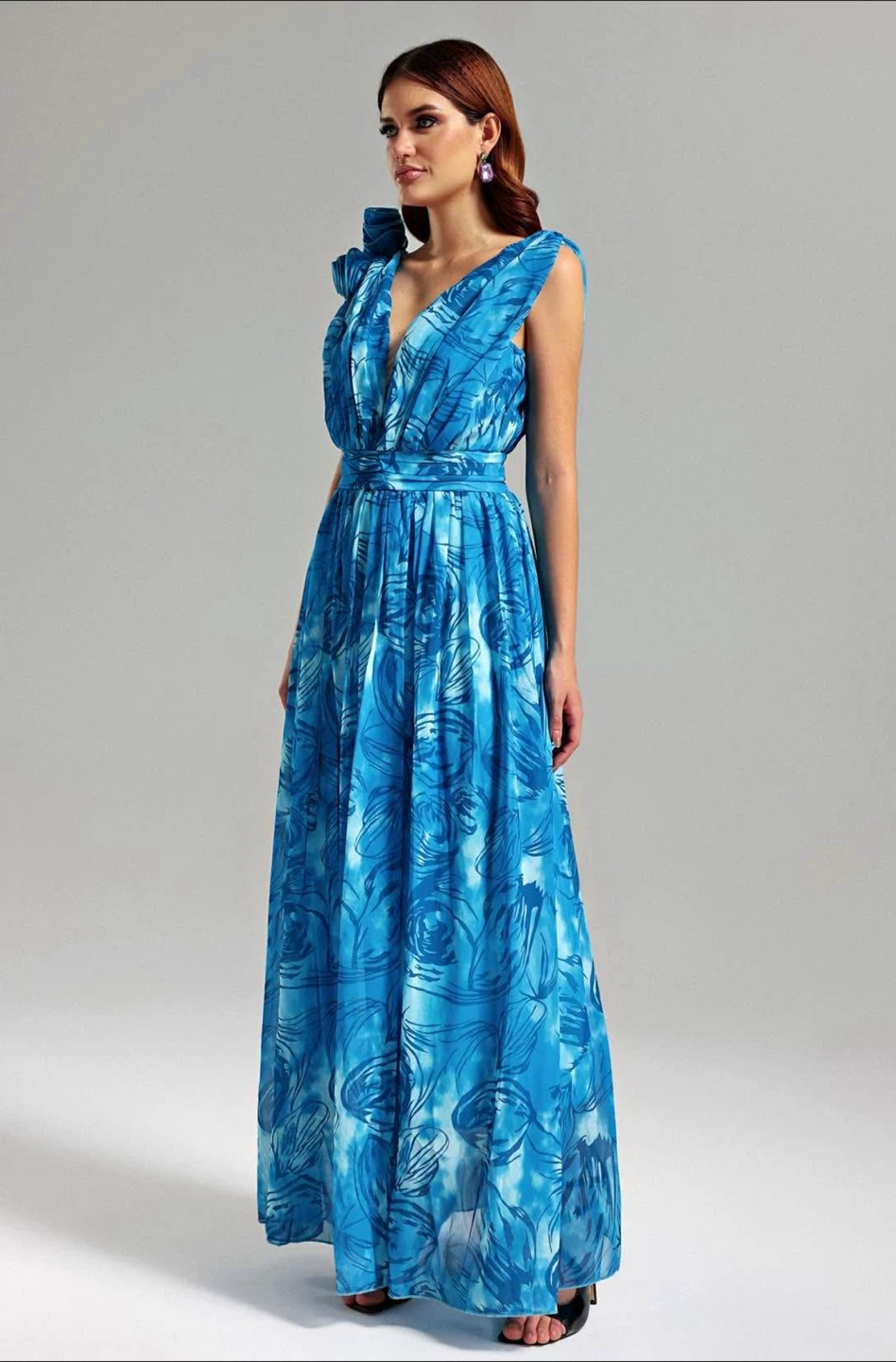 V neck printed maxi dress size L