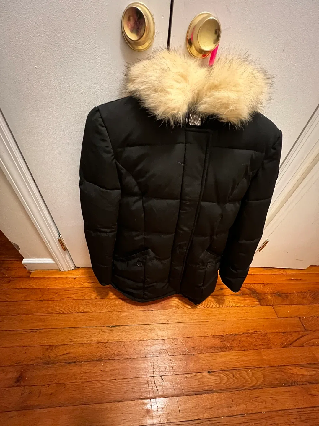 Black Puffer Jacket with Fur Hood image indicator(3)