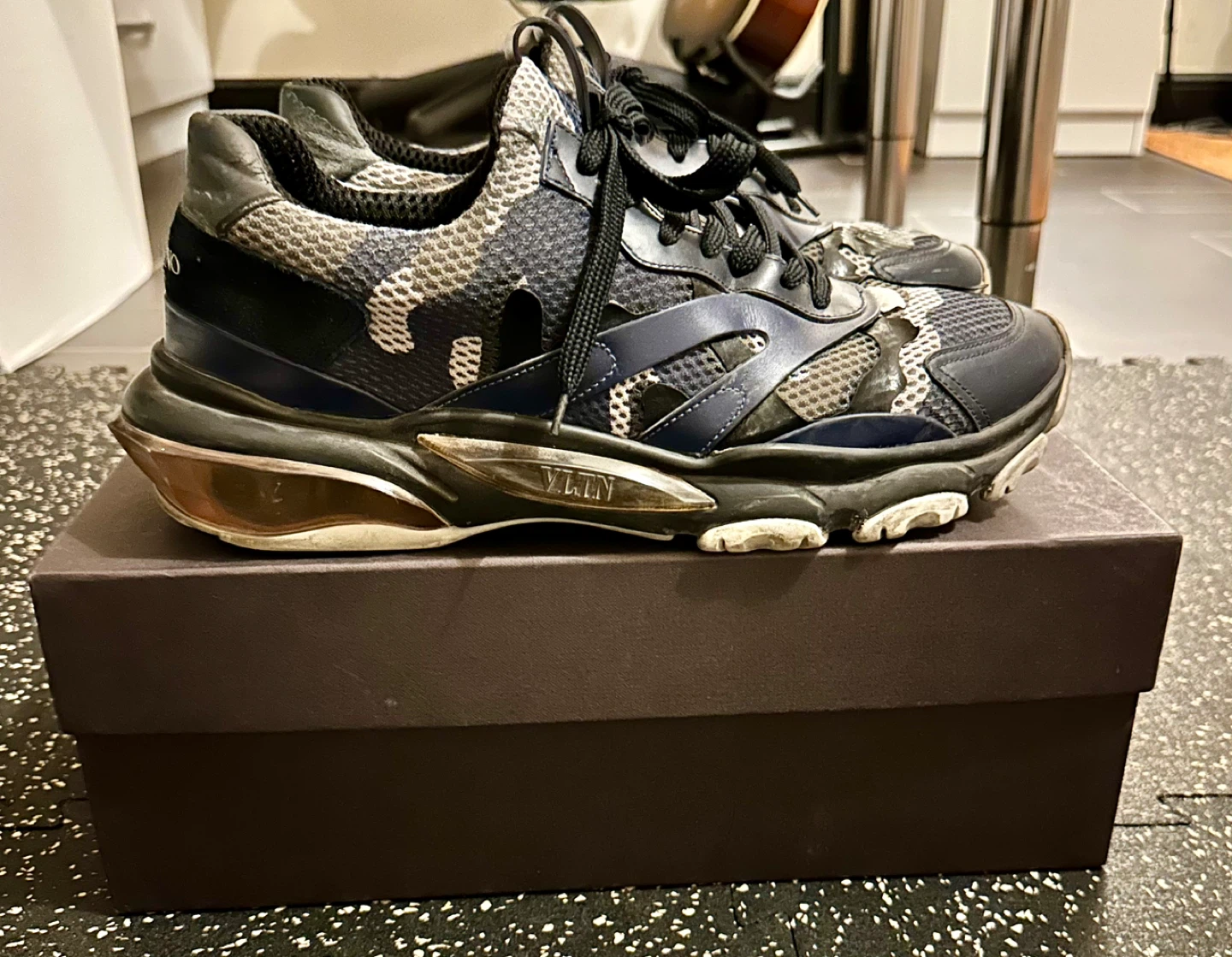Valentino Garavani Camo Bounce Sneakers - photo 2
