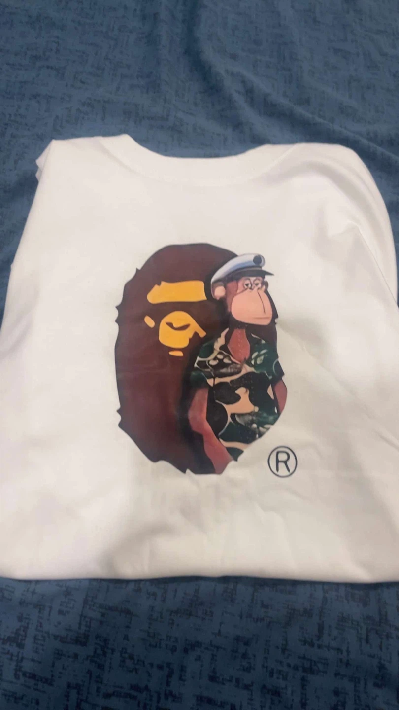 Bape And Essentials T-Shirts - photo 4