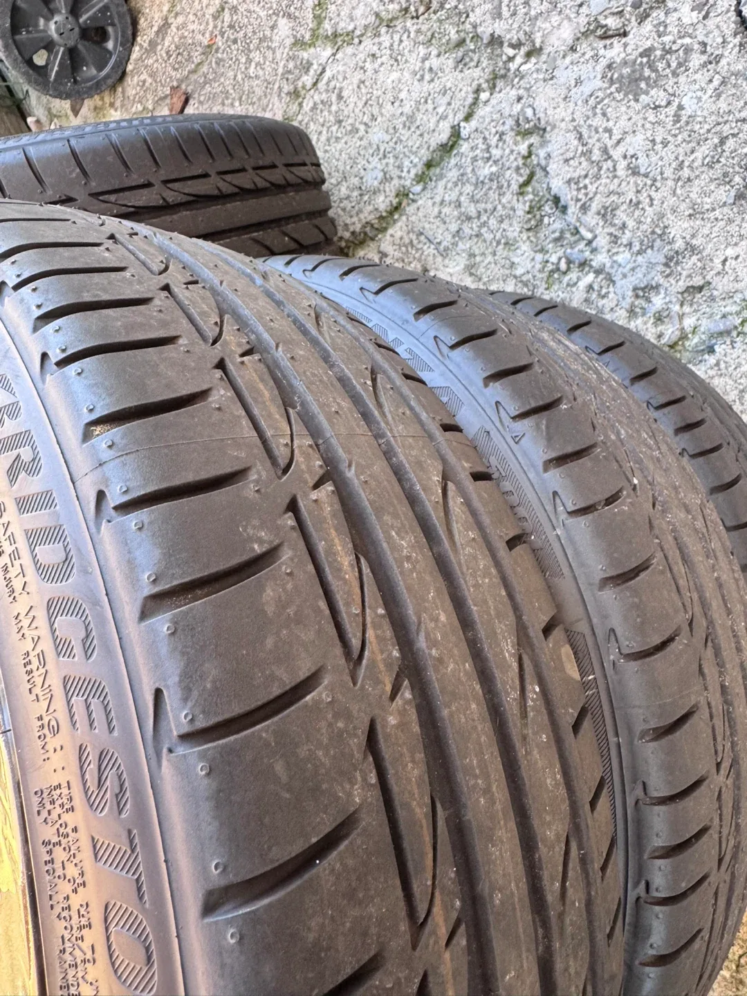 Bridgestone Tire Set image indicator(3)