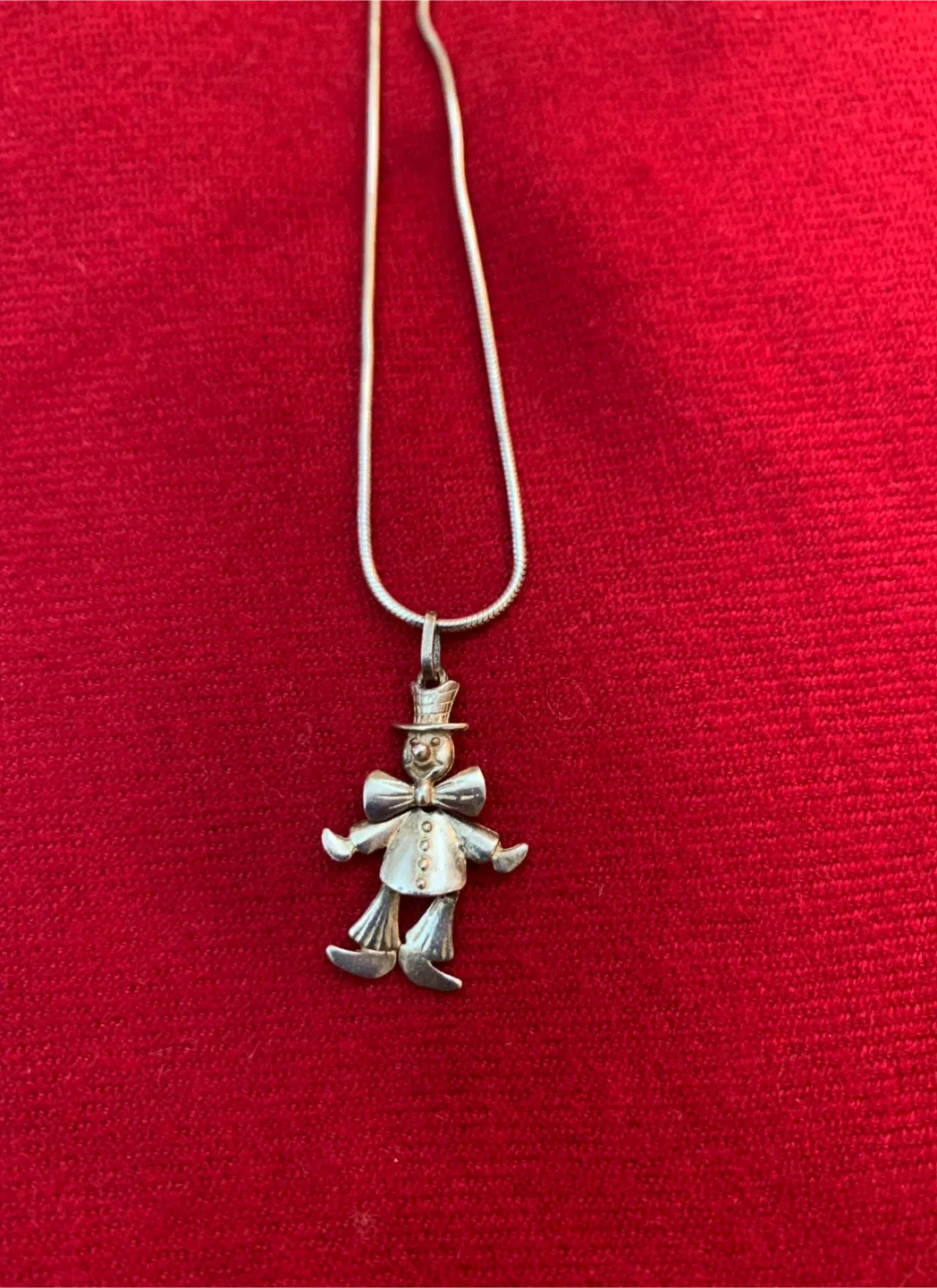 Vintage Clown Pendant Necklace - 16 Inches image indicator(3)