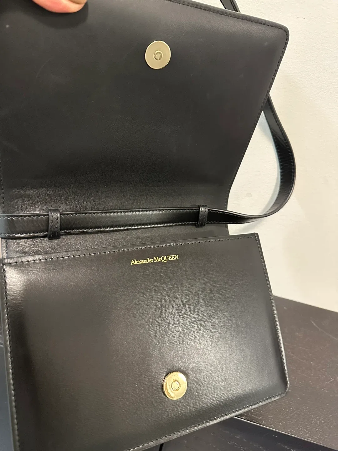 Alexander McQueen Black Leather Knuckle Duster Bag image indicator(4)