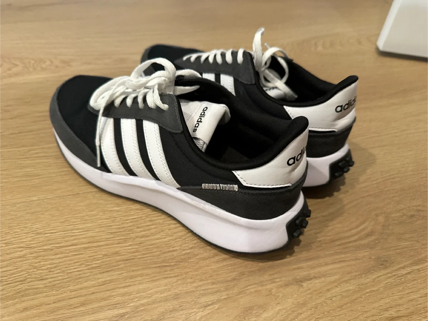 Adidas Run 70s Sneakers - US 10 image indicator(2)