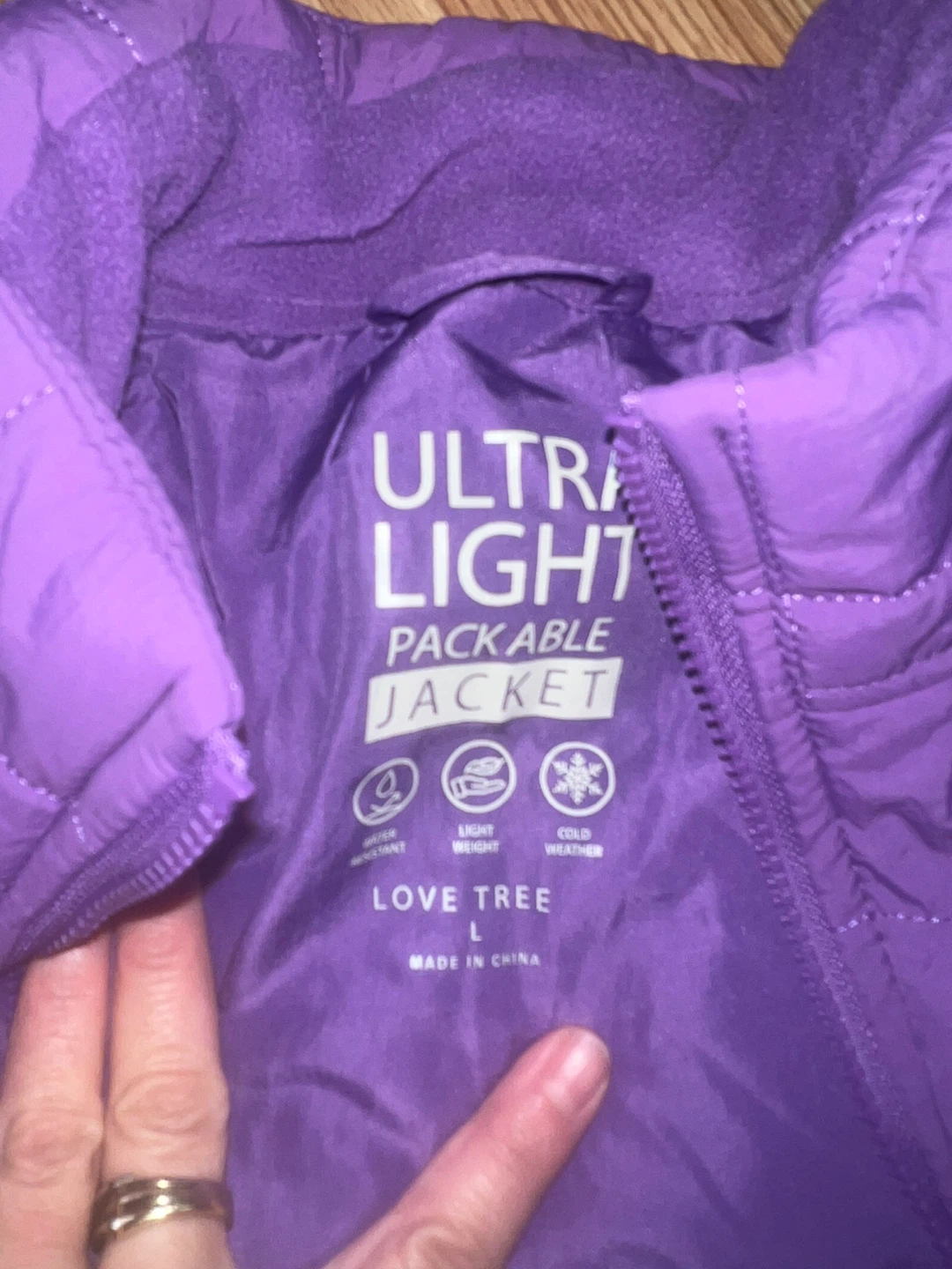 Love Tree Ultra Light Packable Jacket - Size L - photo 2