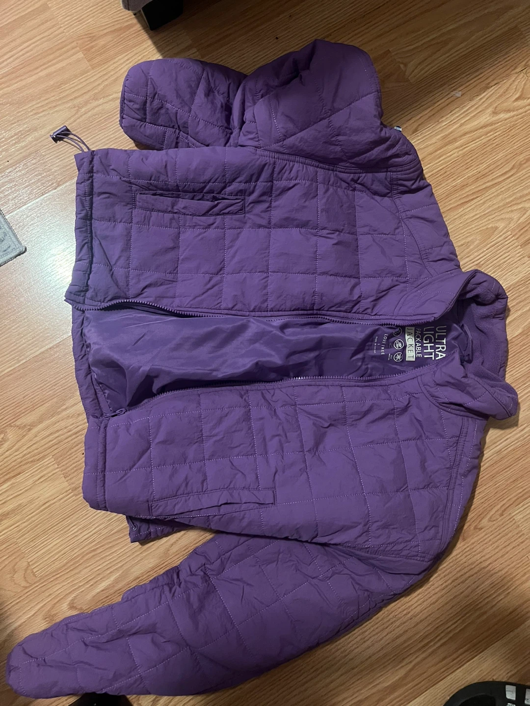 Love Tree Ultra Light Packable Jacket - Size L - photo 3