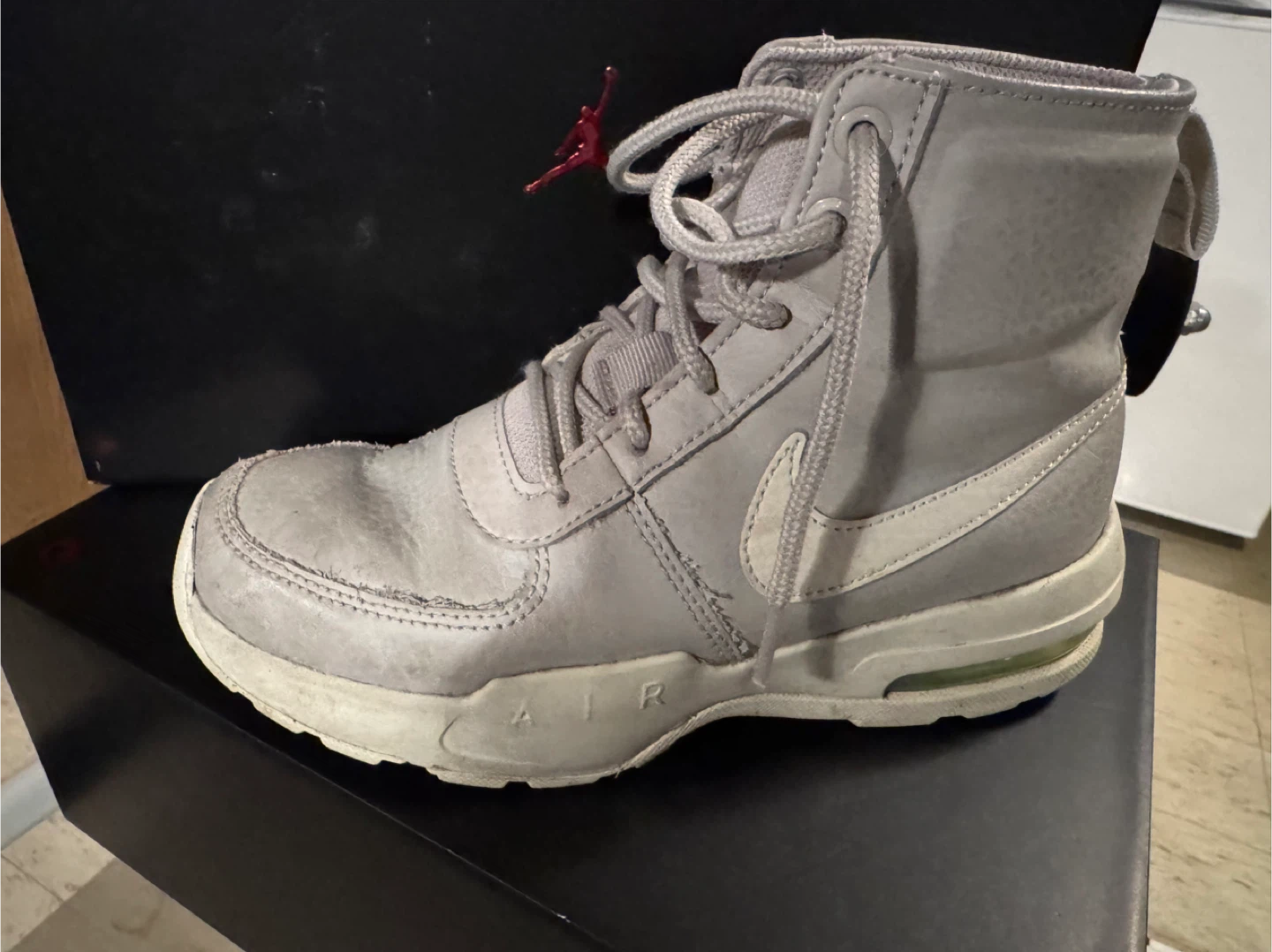 Assorted Boys Nike & Jordan Sneakers 1.5 -3Y - photo 5