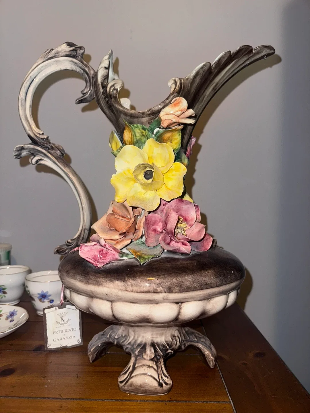 Vintage Capodimonte Style Floral Vase image indicator(4)