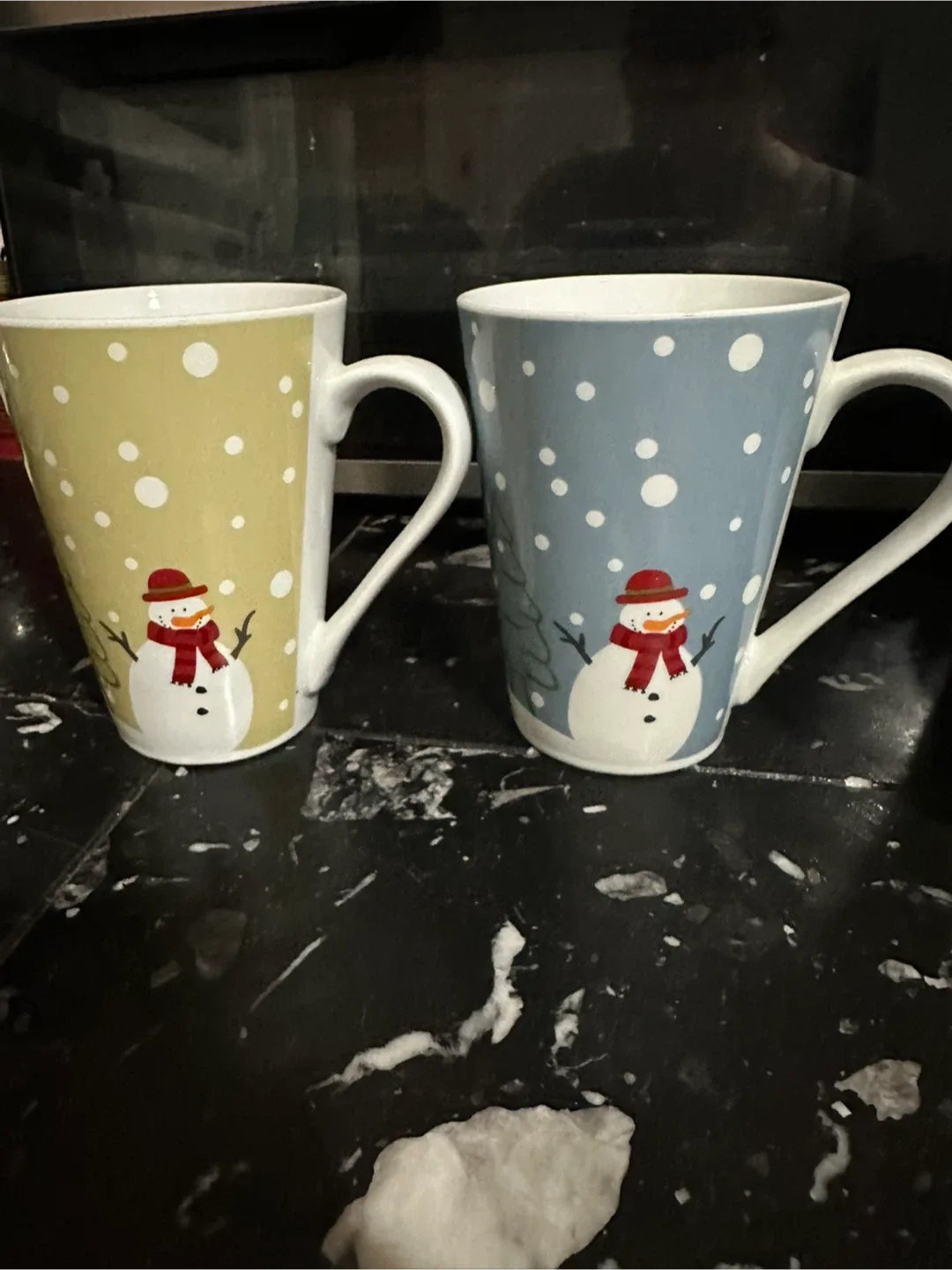 Snowman Mugs - Set of 4 image indicator(2)