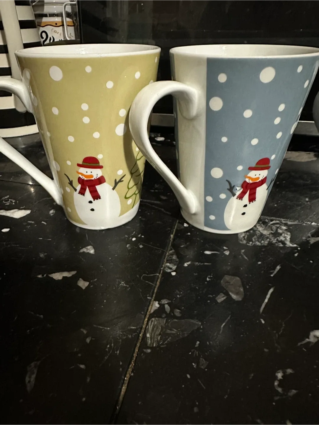 Snowman Mugs - Set of 4 image indicator(5)