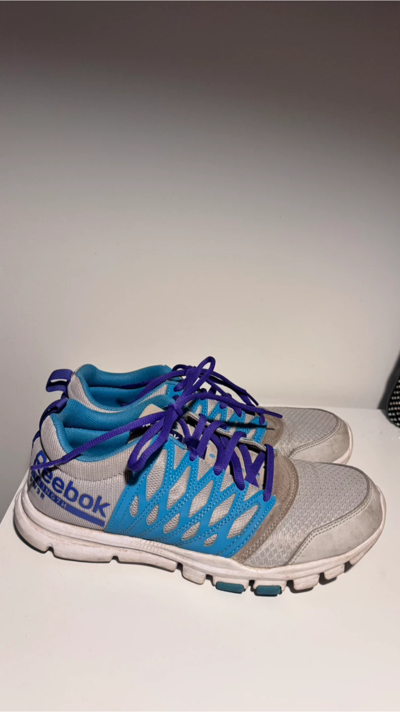 Reebok Running Shoes - US 7.5 / UK 5.5