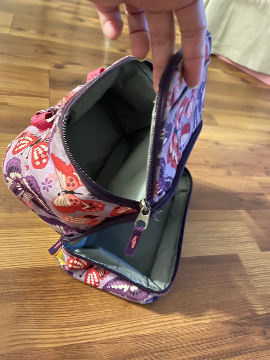 Lug Butterfly Print Lunch Bag image indicator(3)