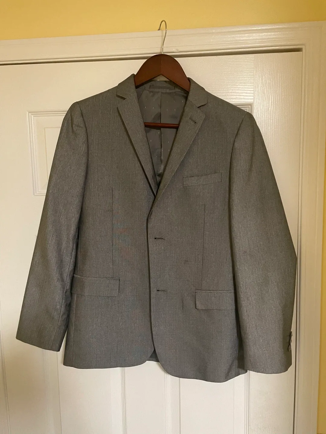 Boys Gray Suit Set – Size 16 Jacket & Pants image indicator(7)