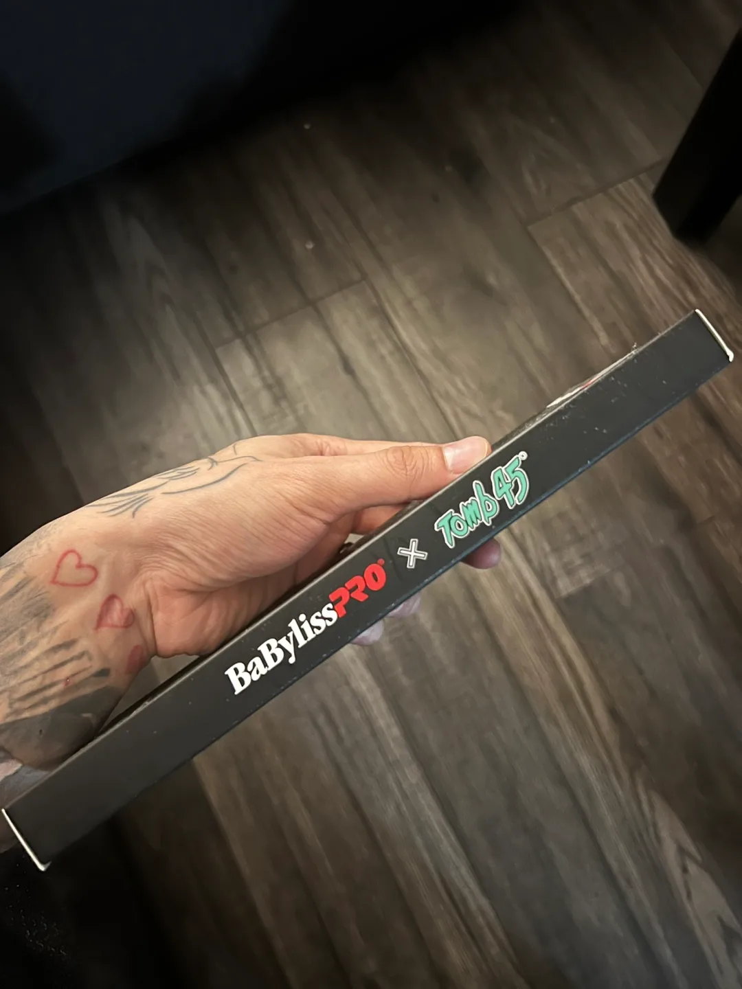 BaBylissPRO x Tomb45 Wireless Charging Pad - New image indicator(3)