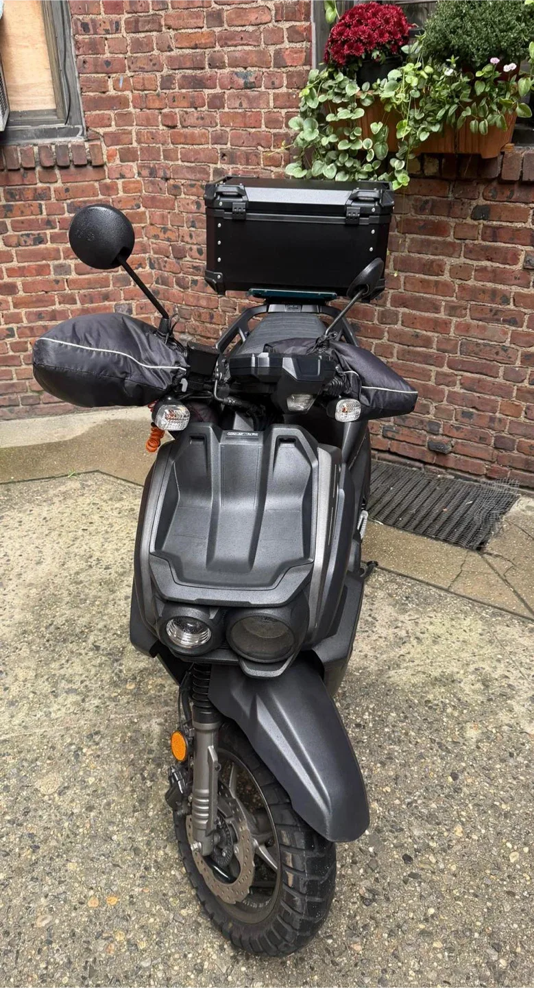 Yamaha Zuma 125 Scooter - Great Condition! image indicator(4)