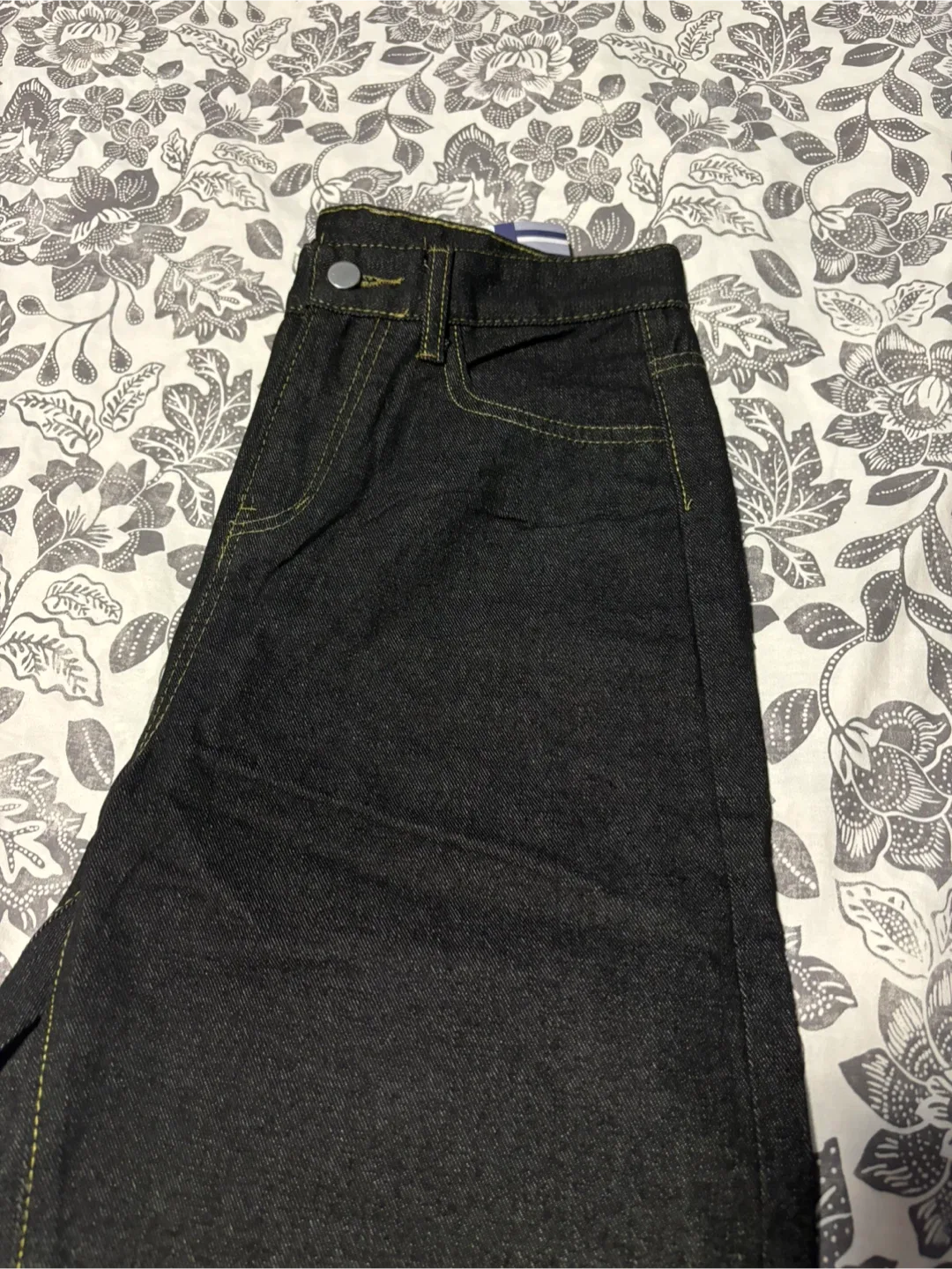 Evisu pants? image indicator(3)